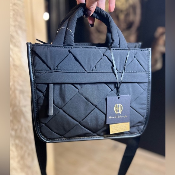 House of Harlow 1960 Handbags - 🖤🖤NWT-HOUSE OF HARLOW 1960 SUPER CUTE QUILTED BLACK CROSSBODY 🖤🖤